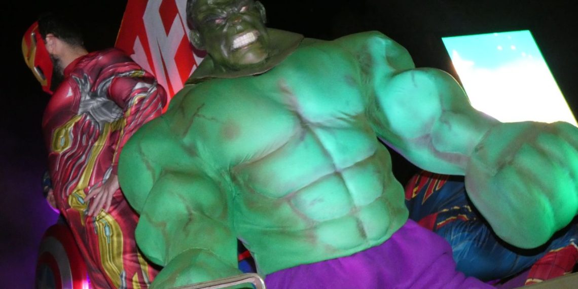 [#Fotogaleria 📸 ] La Cavalcada Màgica dels Reis Mags de Tortosa, des de dins