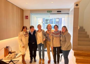 Dones arrosaires funden una cooperativa que vendrà Arodelta, una nova varietat