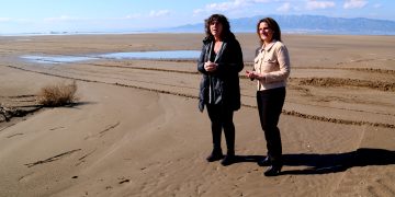 Ribera i Jordà escenifiquen l’entesa de l’Estat i de la Generalitat per salvar el Delta