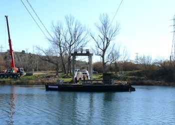 Flix repara els dos llaguts i reobre el pas de barca un any després