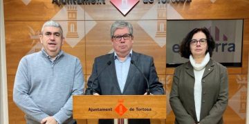 Esquerra Tortosa reclama amb una moció un pla d’il·luminació en clau feminista