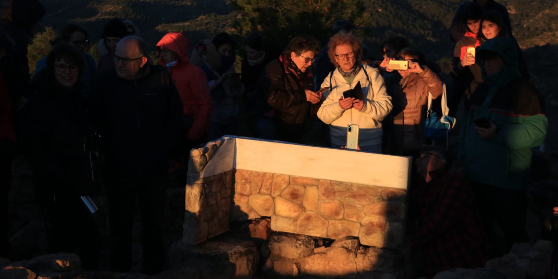 El jaciment protohistòric de la Gessera, a Caseres, recobra el seu passat sagrat coincidint amb l’equinocci de primavera