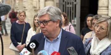 Faura vol una Tortosa més sostenible, amb més comerç, més indústria i més turisme