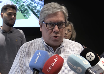 Faura acaba la campanya amb atacs a Roigé i Jordan, ‘dues cares de la mateixa moneda’