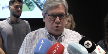 Faura acaba la campanya amb atacs a Roigé i Jordan, ‘dues cares de la mateixa moneda’