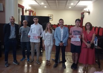 Els Premis Paco Sorolla reconeixen els treballs de recerca de dos alumnes de l’Institut Dertosa