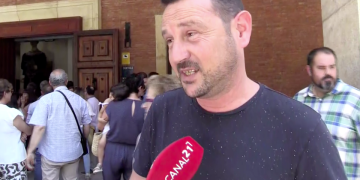 Forcadell torna a Tortosa per la investidura de Jordan: ‘No m’ho podria perdre’