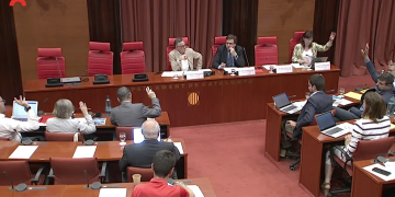 Només Junts i Vox rebutgen al Parlament implantar la T-Jove i l’ATM a l’Ebre
