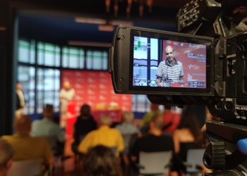 Els periodistes ebrencs atorguen el Micro Obert al GEPEC, i el Micro Tancat, a l’antic servei de premsa de Tortosa