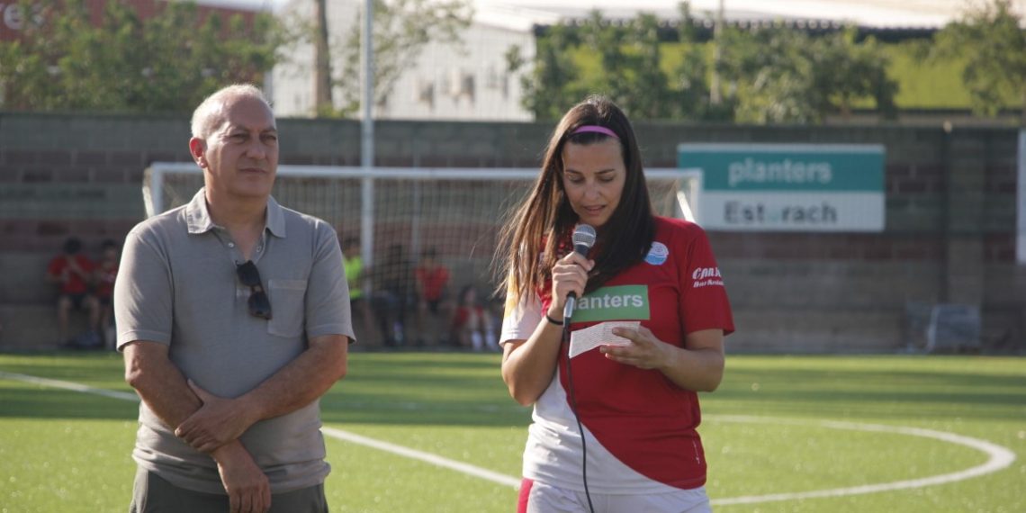 Així va ser la inauguració del nou camp de gespa artificial de Campredó