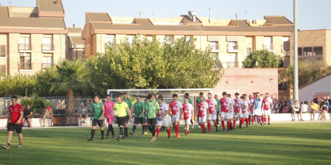 Així va ser la inauguració del nou camp de gespa artificial de Campredó