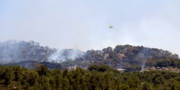 L’incendi forestal del Perelló ha afectat sis caravanes abandonades i algunes casetes