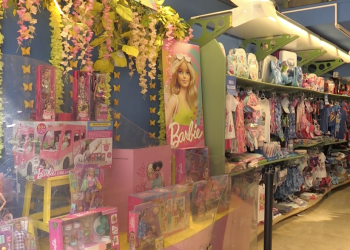 Barbie també arrasa a les botigues de joguines de les Terres de l’Ebre