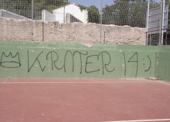 Netejar totes les pintades aparegudes a Roquetes tindrà un cost d’uns 10.000 euros