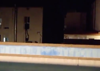 El CRAE d’Amposta immobilitza la finestra per on els menors van sortir de festa