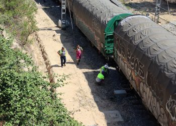 El descarrilament d’un tren de mercaderies afecta la circulació a la línia de Móra la Nova