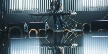 ‘Meta Music Machines’, una exposició sonora i lumínica de Lo Pati i Eufònic