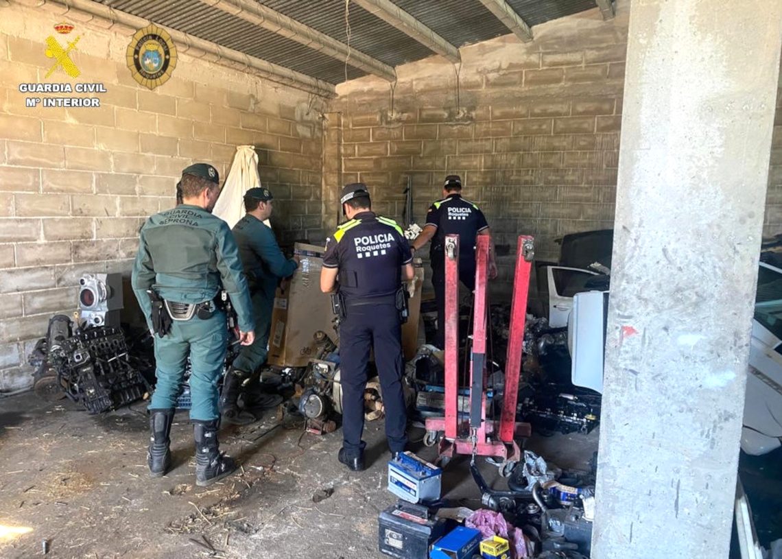 Localitzen i sancionen un taller mecànic il·legal a Roquetes, per una desena d’infraccions