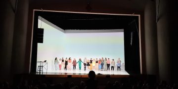 El govern de Tortosa acaba amb la fila 1 reservada als regidors en els actes propis