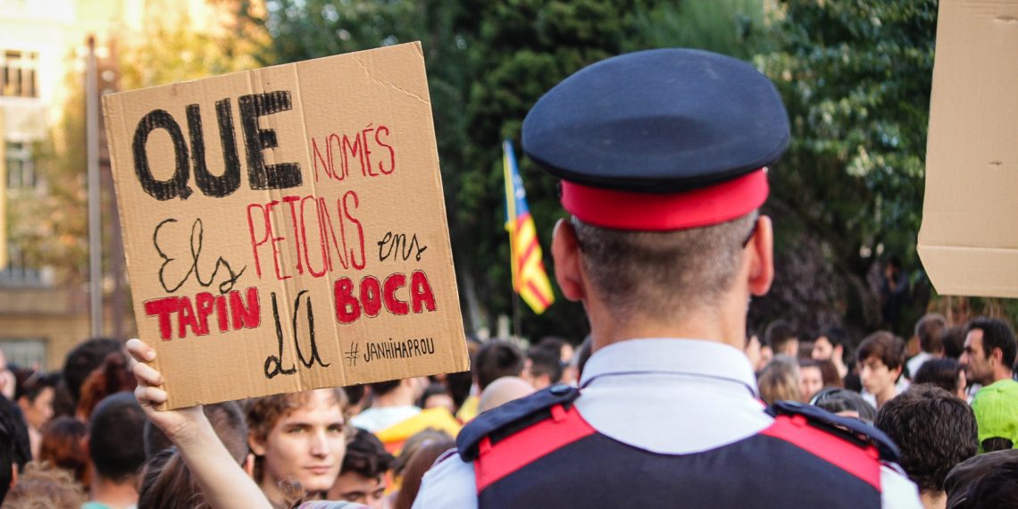 Quan un vaixell s’enfonsa el capità és l’últim a abandonar, però tu te’n vas anar el primer