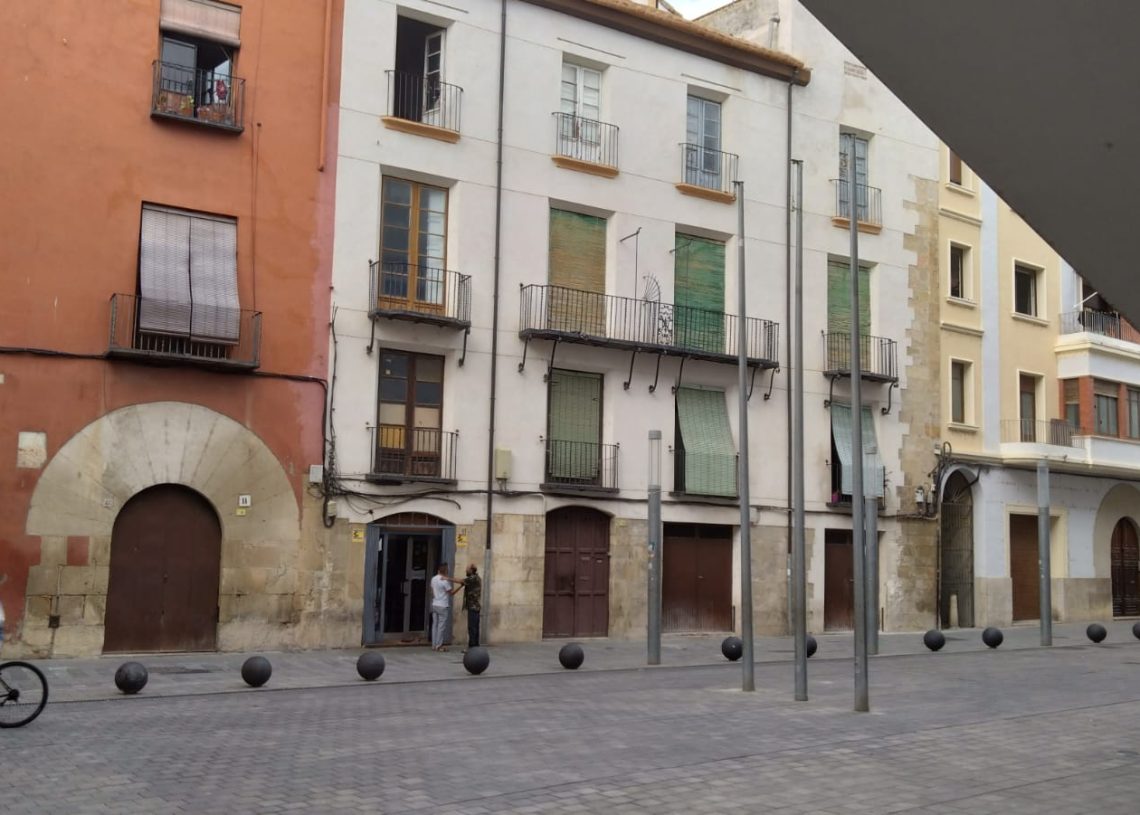 Detingut un home a Tortosa per ferir un altre amb una arma blanca en una discussió