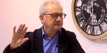 Lahosa, als alcaldes que defensen els bous però no el nou hospital a les Terres de l’Ebre: ‘Sense salut no hi ha festa’