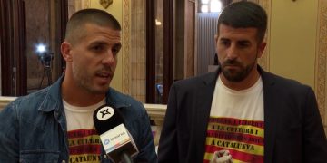 Decepció taurina i alegria animalista als passadissos del Parlament per la votació