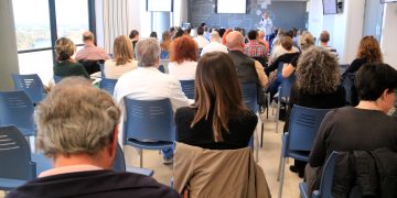 Més de cent professionals sanitaris es formen a l’HTVC per millorar la detecció i prevenció de la mort sobtada