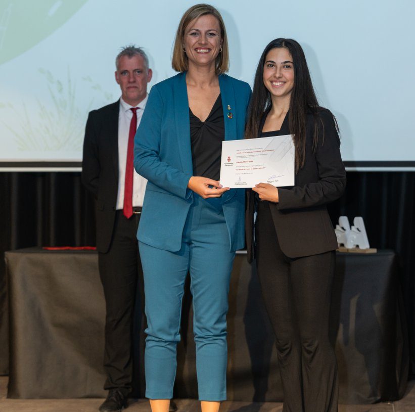 Un aplicador de tampons fet de clofolla d’arròs, Premi de Recerca al Batxillerat ’Ciutat d’Amposta’