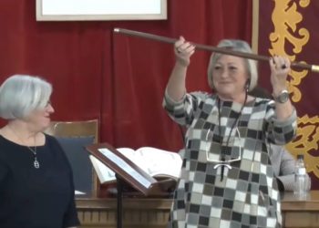 PP i Vox fan alcaldessa de Vinaròs la independent Maria Dolores Miralles amb una moció de censura