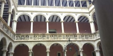 L’Arxiu Comarcal del Baix Ebre busca una alternativa definitiva als Reials Col·legis