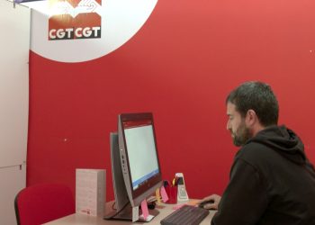 La CGT diu que alumnes de l’institut de l’Ebre treballen ‘sense contracte per 3,5 euros l’hora’