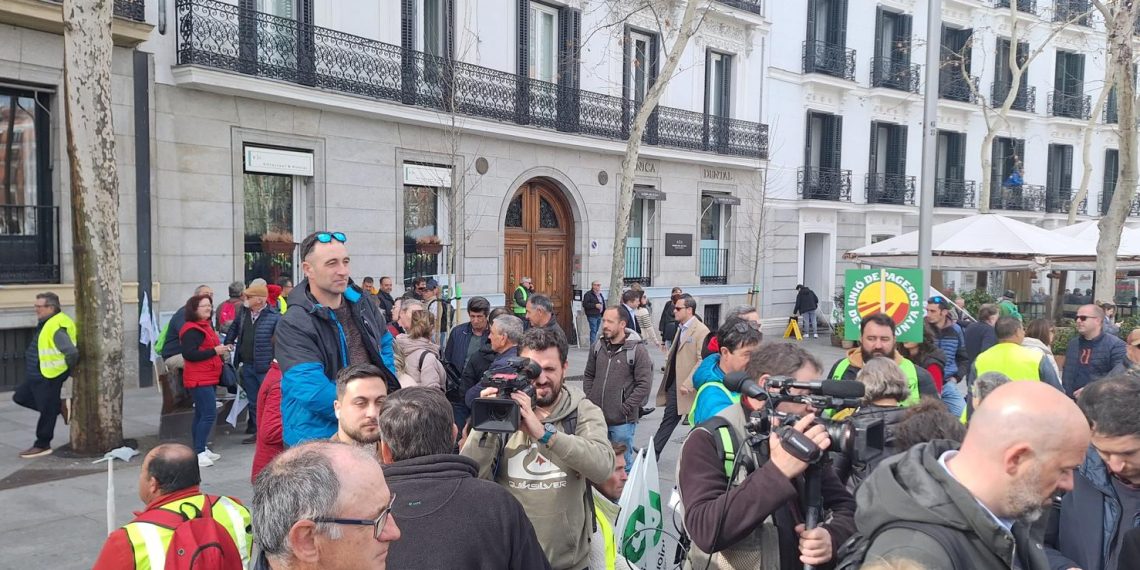 La pagesia ebrenca també fa sentir el seu malestar en la gran manifestació de Madrid