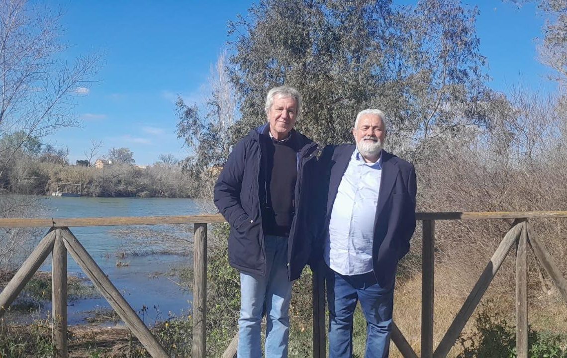 Xarli Diego presenta ‘Salta per la porta i entra per la finestra’ a l’Ampolla, amb Arturo Gaya