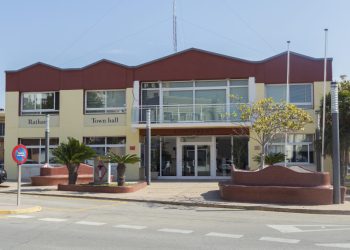 Camarles no descarta convocar una consulta ciutadana sobre el projecte d’una planta de sansa per fer biogàs