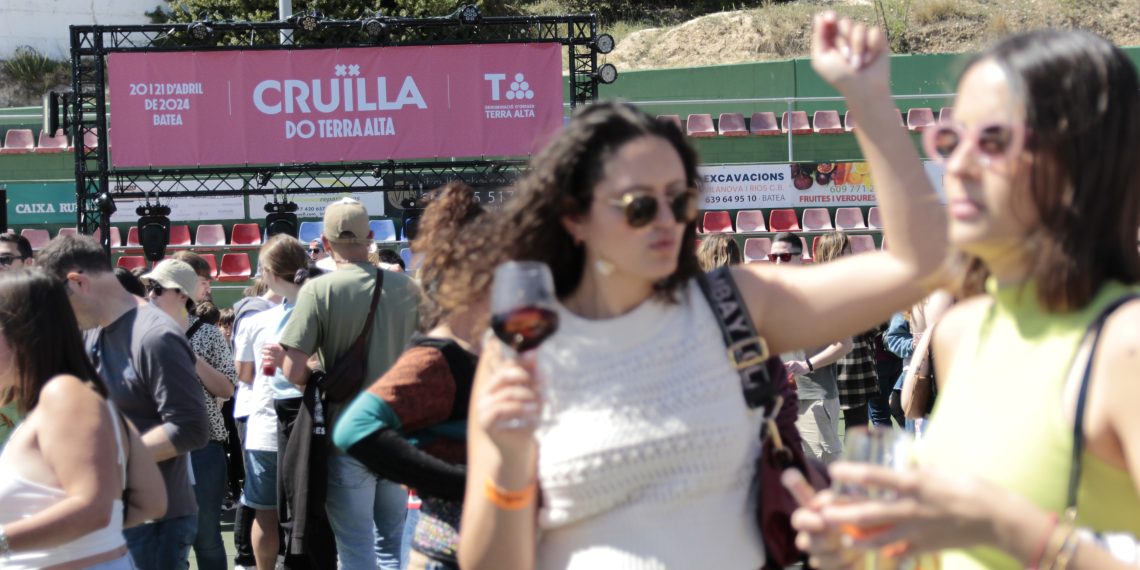 Les millors imatges del festival Cruïlla DO Terra Alta, amb totes les entrades venudes per a Gertrudis i Oques Grasses
