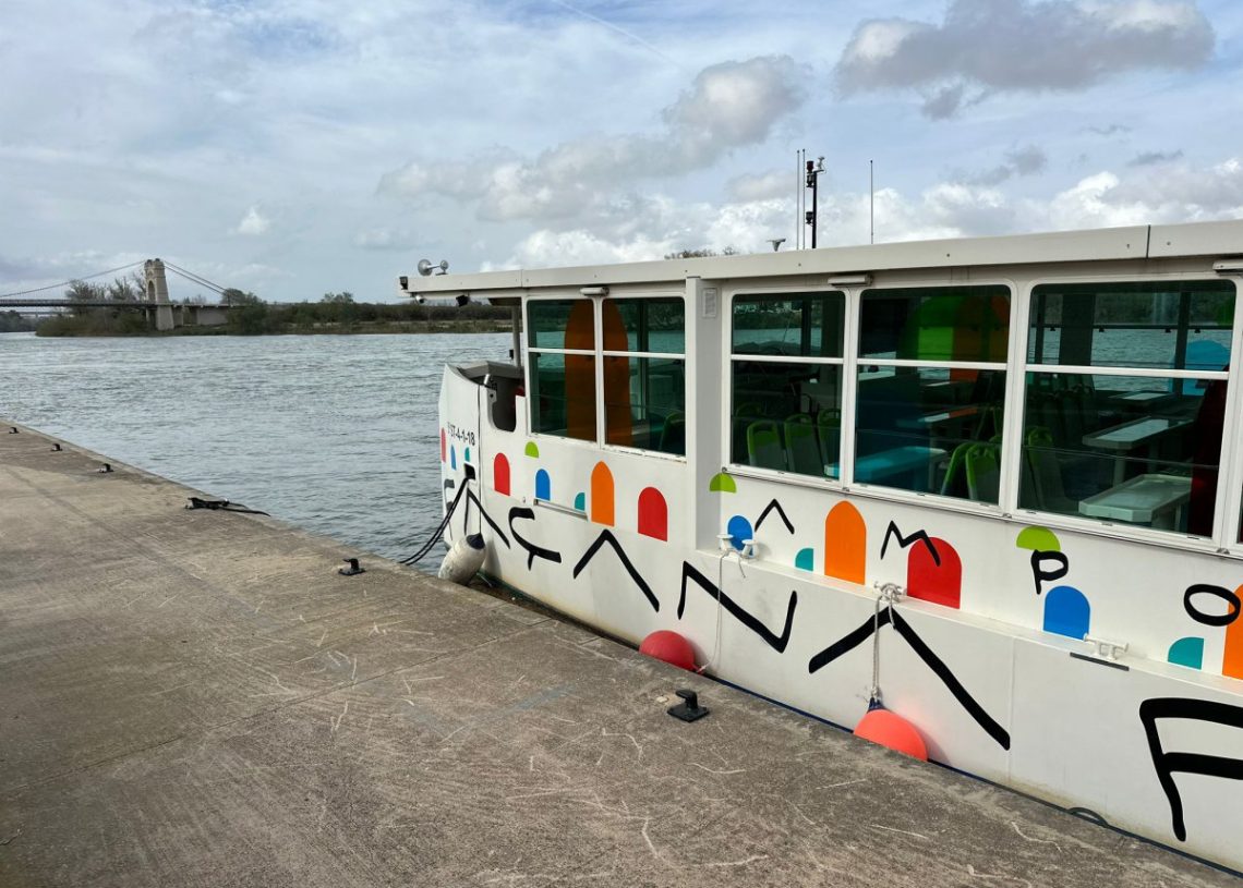 El vaixell elèctric d’Amposta es dirà La Perla