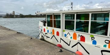 El vaixell elèctric d’Amposta es dirà La Perla