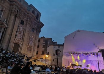 Un concert de Lluís Gavaldà i Joan-Pau Chaves tanca el festival Toca’m, que ha omplert Tortosa de música amb pianos