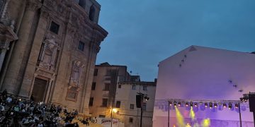 Un concert de Lluís Gavaldà i Joan-Pau Chaves tanca el festival Toca’m, que ha omplert Tortosa de música amb pianos