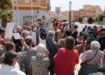 Ence presenta la planta de biogàs als veïns de Camarles que qüestionen la capacitat i els riscos de la fàbrica