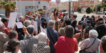 Ence presenta la planta de biogàs als veïns de Camarles que qüestionen la capacitat i els riscos de la fàbrica