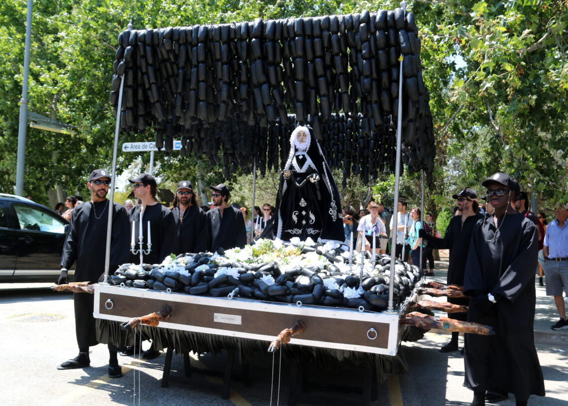 El bisbat de Tortosa, l’Arxiconfraria i la Cort d’Honor veuen la Santa Baldana com una ‘befa’ per ‘destruir les tradicions’