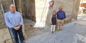 Roigé denuncia la ‘deixadesa’ del nucli antic a pocs dies del Renaixement