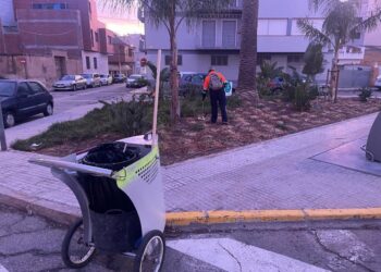 Amposta descarta assumir la neteja viària i allargarà el contracte amb Urbaser abans de convocar un nou concurs