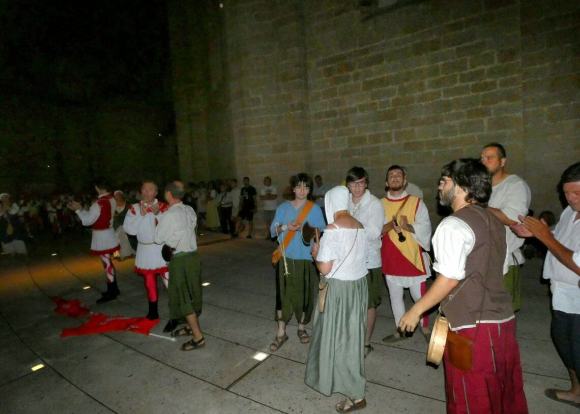 Comunicat dels grups locals afectats a l’actuació final de la XXVII Festa del Renaixement de Tortosa