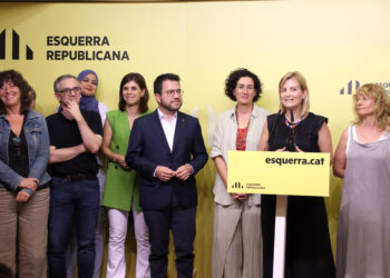 Nou hospital, compromís ‘inequívoc’ contra el transvasament i trens per a l’Ebre, en el preacord entre el PSC i ERC per investir Illa