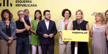 Nou hospital, compromís ‘inequívoc’ contra el transvasament i trens per a l’Ebre, en el preacord entre el PSC i ERC per investir Illa