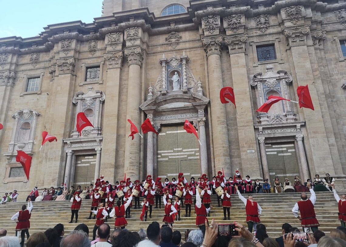 Els Abanderats de Tortosa tenien un contracte de 13.500 euros per les seues actuacions a la Festa del Renaixement