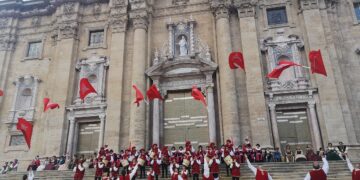 Els Abanderats de Tortosa tenien un contracte de 13.500 euros per les seues actuacions a la Festa del Renaixement